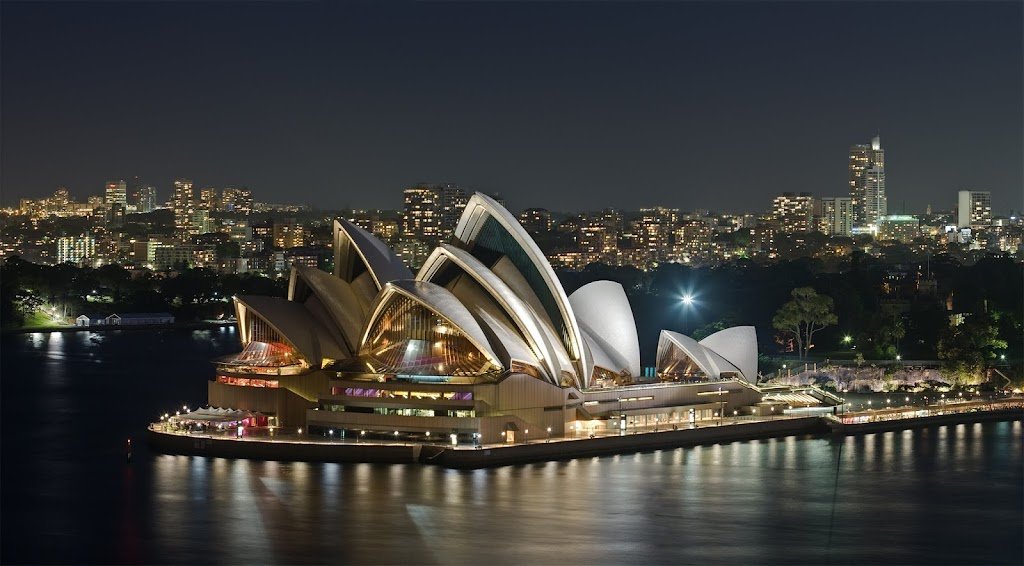 Best Courses to Study in Australia 2023  : Fee Structure and Scopes